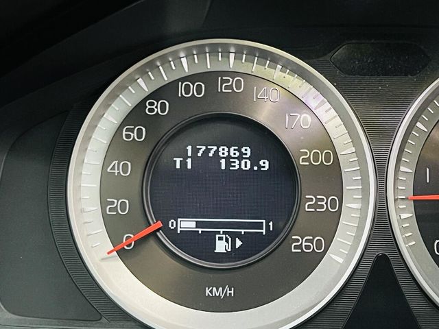 VOLVO富豪 V60  第10張相片