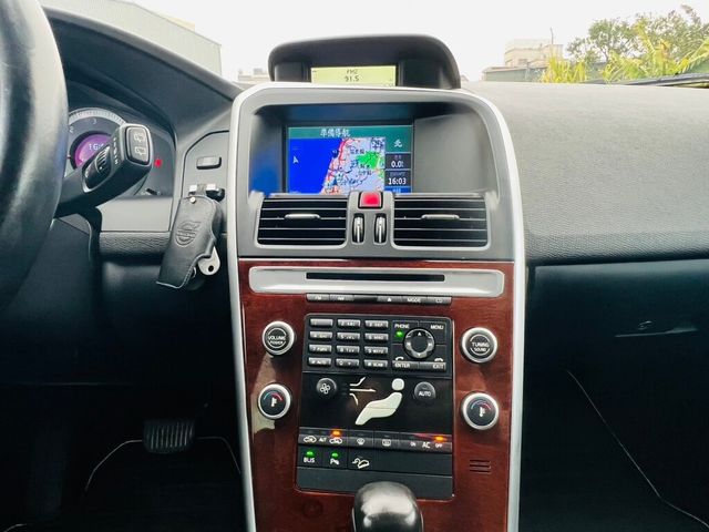 VOLVO富豪 XC60  第11張相片
