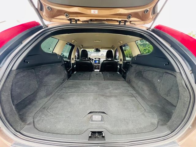 VOLVO富豪 XC60  第15張相片