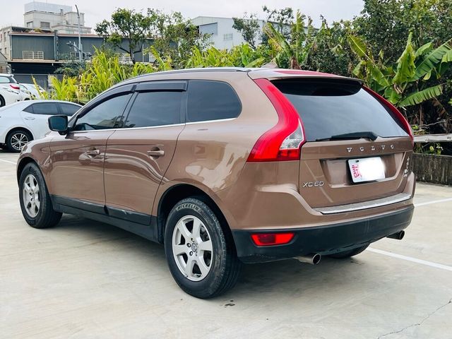 VOLVO富豪 XC60  第17張相片