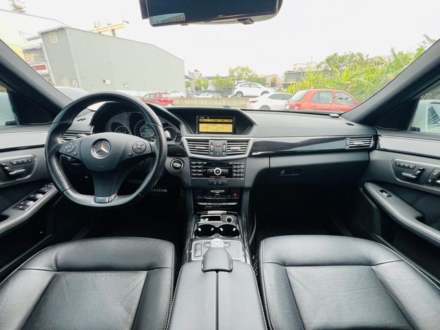 M-BENZ賓士 E350  第3張相片
