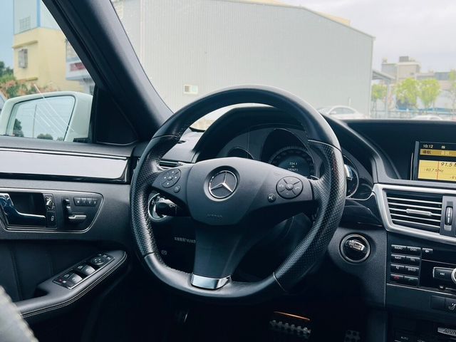 M-BENZ賓士 E350  第6張相片