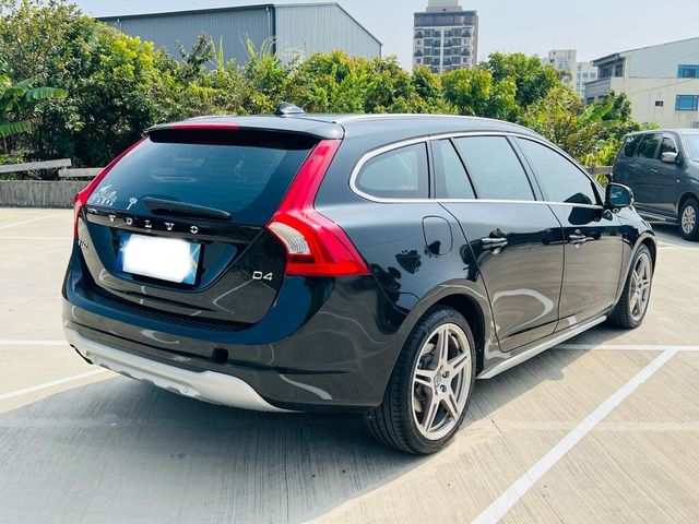 VOLVO富豪 V60  第10張相片