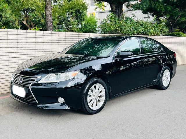 LEXUS凌志 ES300H  第2張相片