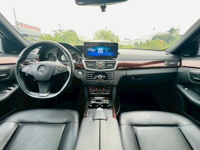 M-BENZ賓士 E350  第3張相片
