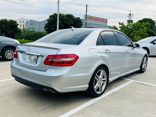 M-BENZ賓士 E350  第13張相片