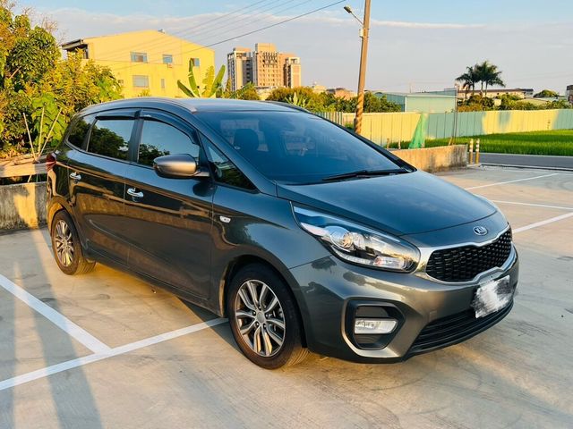 KIA起亞 CARENS  第2張相片