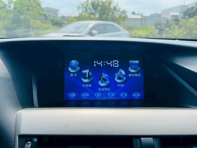 LEXUS凌志 RX450H  第7張相片