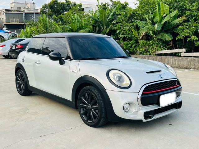 MINI迷你 COOPER S  第2張相片
