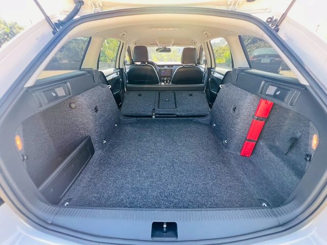 SKODA司科達 OCTAVIA COMBI  第10張相片