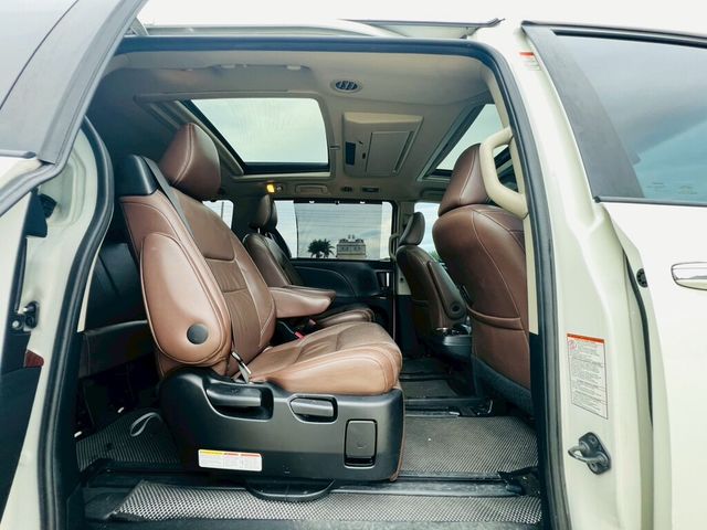 TOYOTA豐田 SIENNA  第5張相片