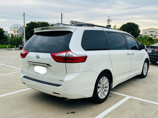 TOYOTA豐田 SIENNA  第15張相片