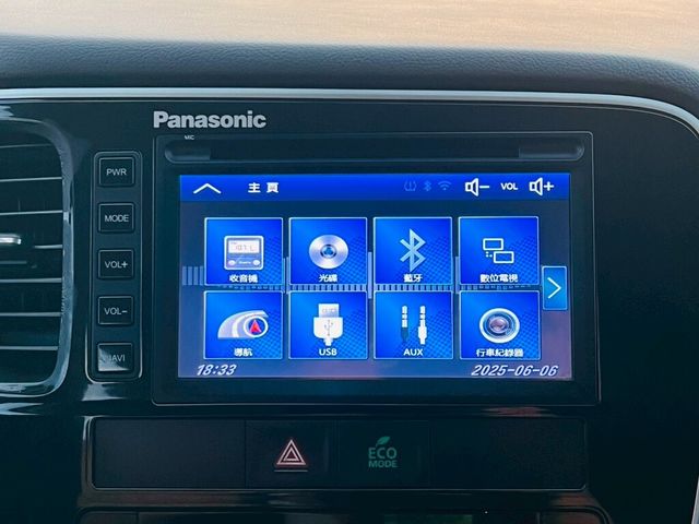 MITSUBISHI三菱 OUTLANDER  第10張相片