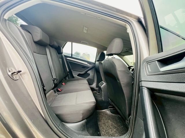 VOLKSWAGEN福斯 GOLF  第5張相片