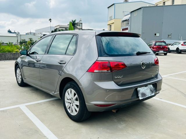 VOLKSWAGEN福斯 GOLF  第11張相片