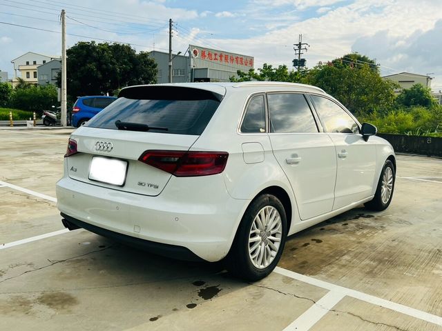 AUDI奧迪 A3 SPORTBACK  第10張相片