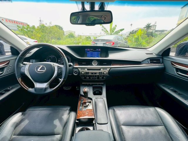 LEXUS凌志 ES300H  第3張相片