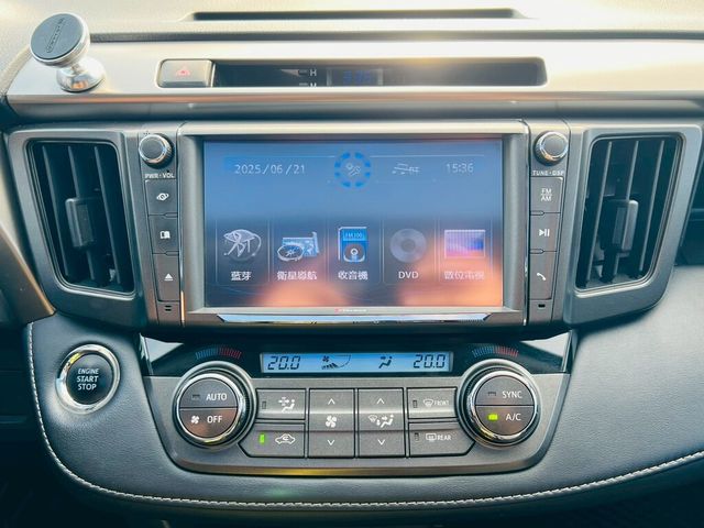 TOYOTA豐田 RAV4  第10張相片
