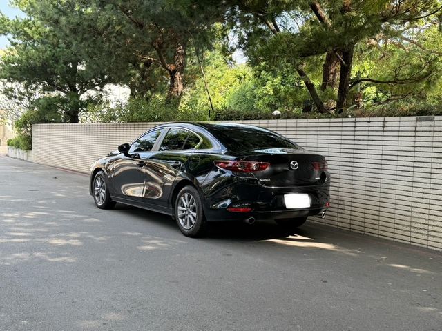 MAZDA馬自達 MAZDA 3  第14張相片