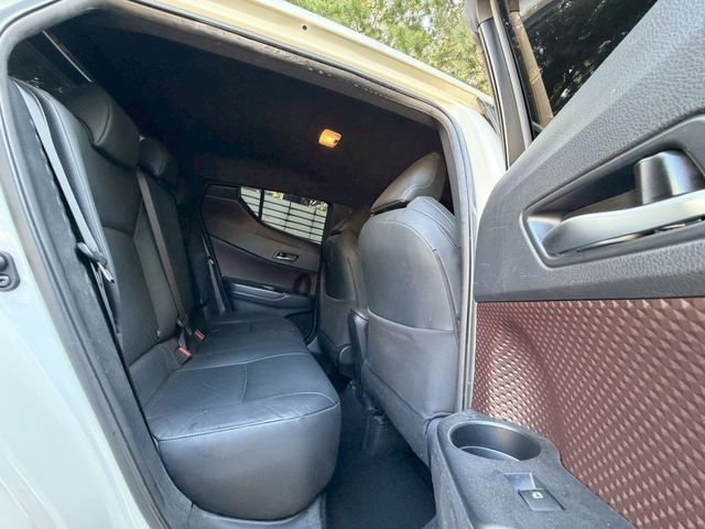 TOYOTA豐田 C-HR  第5張相片