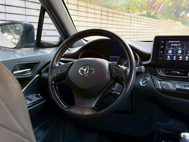 TOYOTA豐田 C-HR  第6張相片