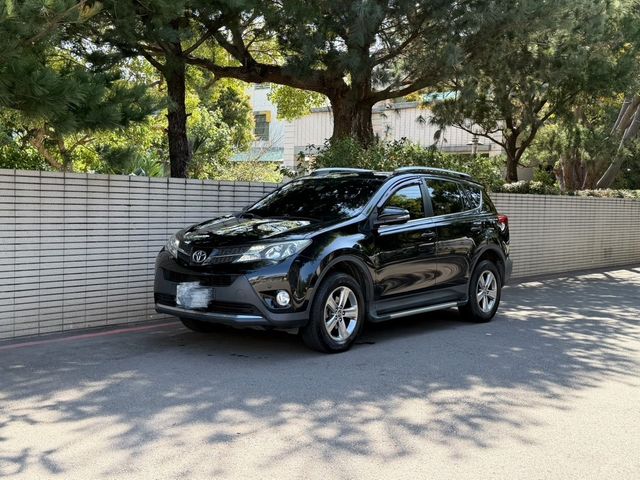 TOYOTA豐田 RAV4  第1張相片