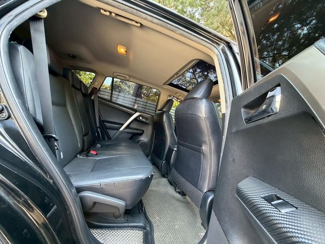 TOYOTA豐田 RAV4  第5張相片