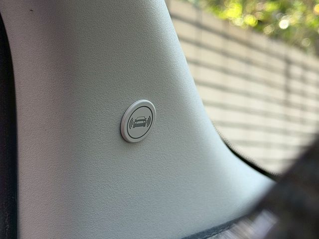 NISSAN日產 TIIDA  第10張相片