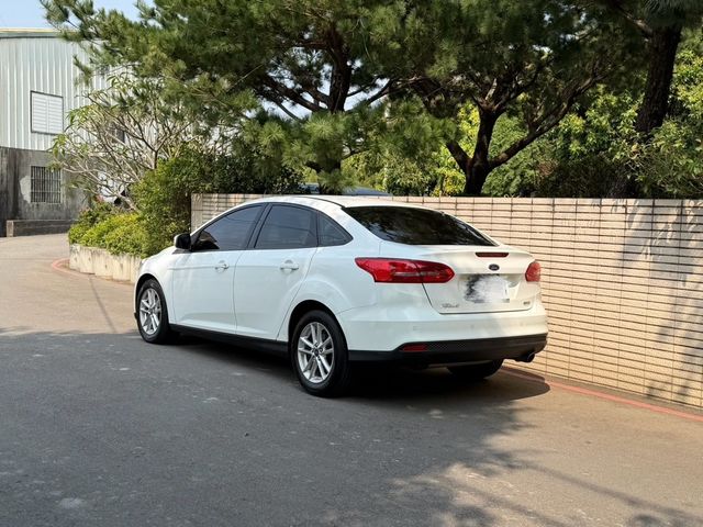 FORD福特 FOCUS  第14張相片