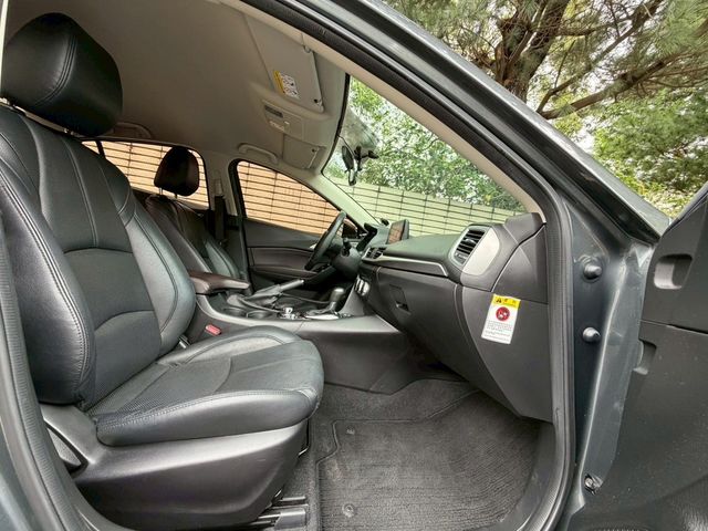 MAZDA馬自達 MAZDA 3  第4張相片