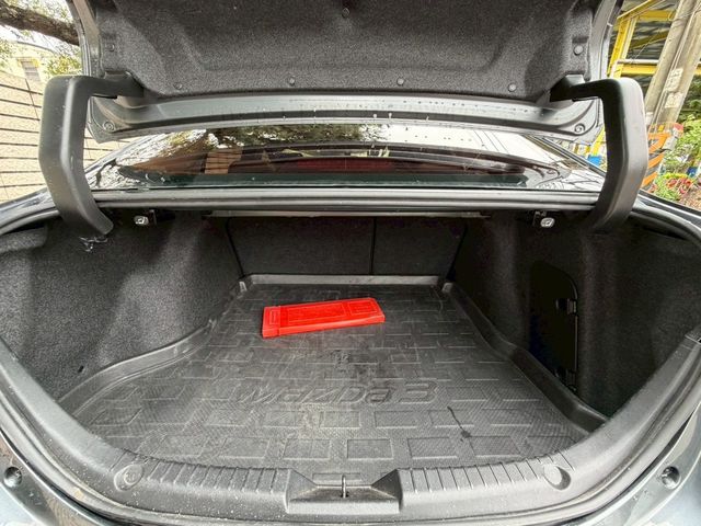 MAZDA馬自達 MAZDA 3  第11張相片