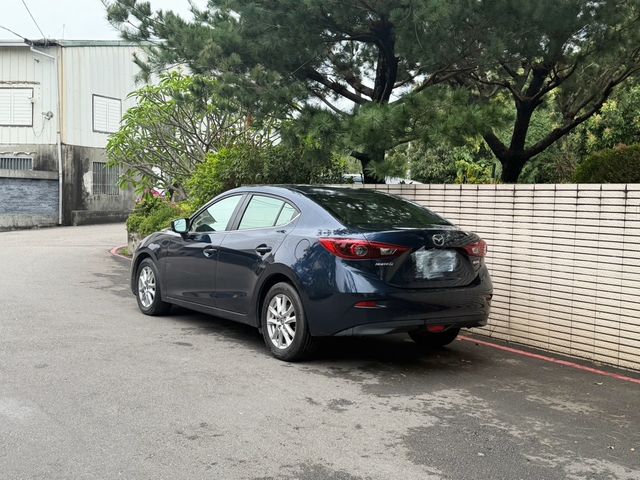 MAZDA馬自達 MAZDA 3  第12張相片