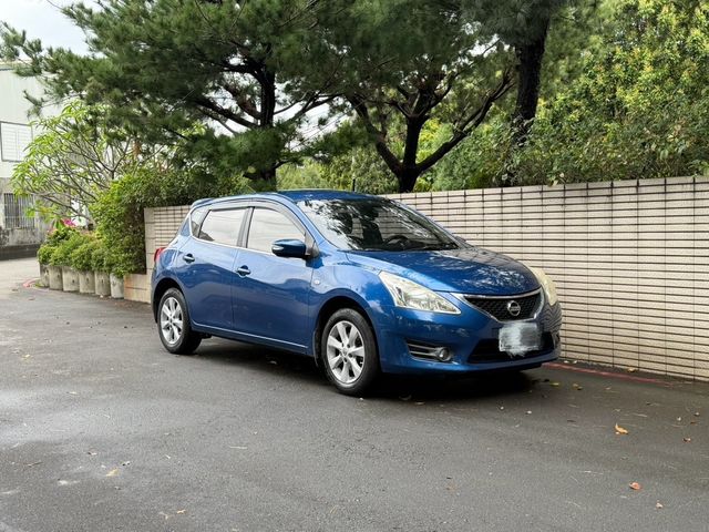 NISSAN日產 TIIDA  第2張相片