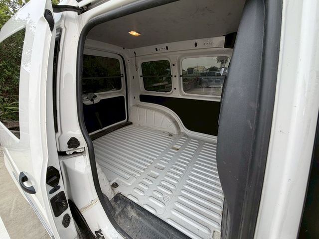 VOLKSWAGEN福斯 CADDY  第6張相片