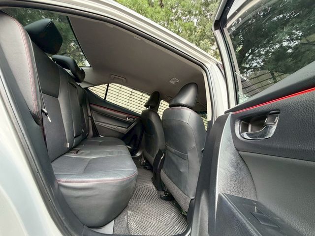 TOYOTA豐田 ALTIS  第5張相片