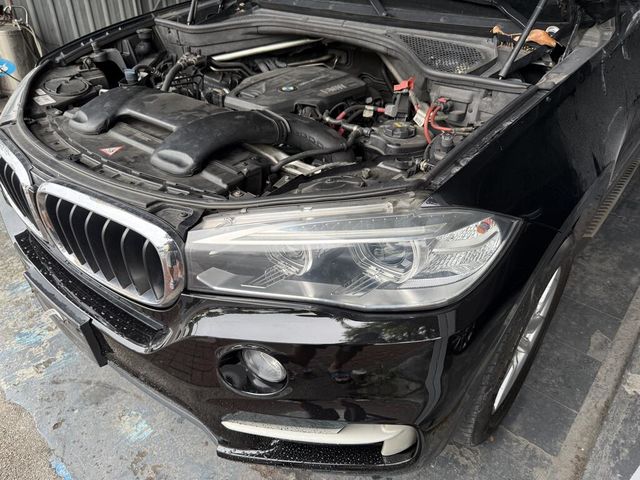BMW寶馬 X5 XDRIVE25D  第3張相片