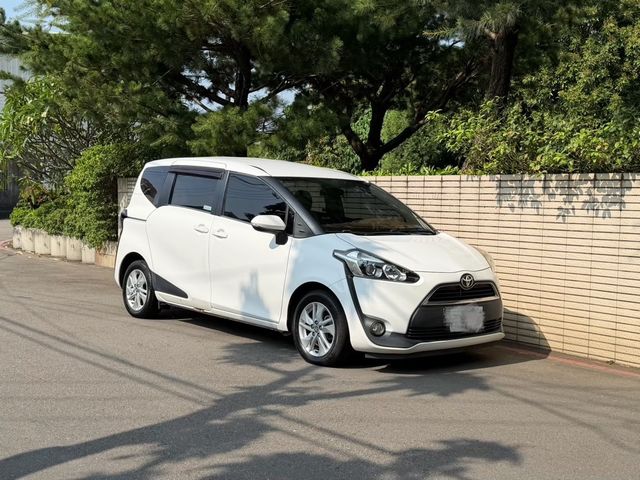 TOYOTA豐田 SIENTA  第1張相片