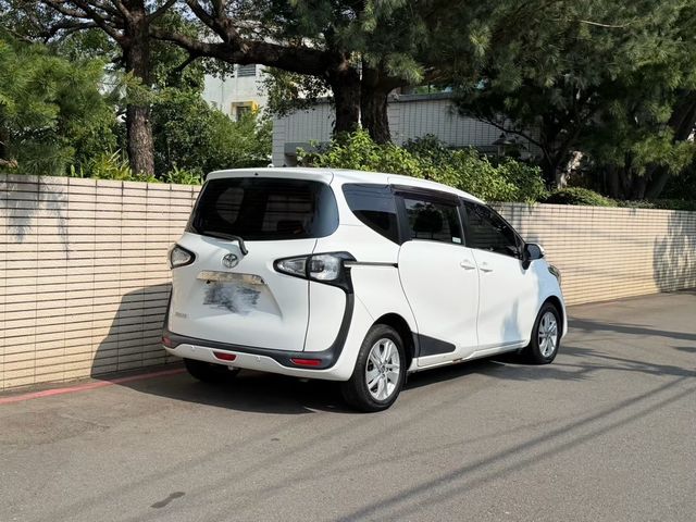 TOYOTA豐田 SIENTA  第9張相片