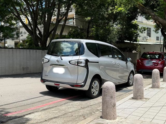 TOYOTA豐田 SIENTA  第10張相片