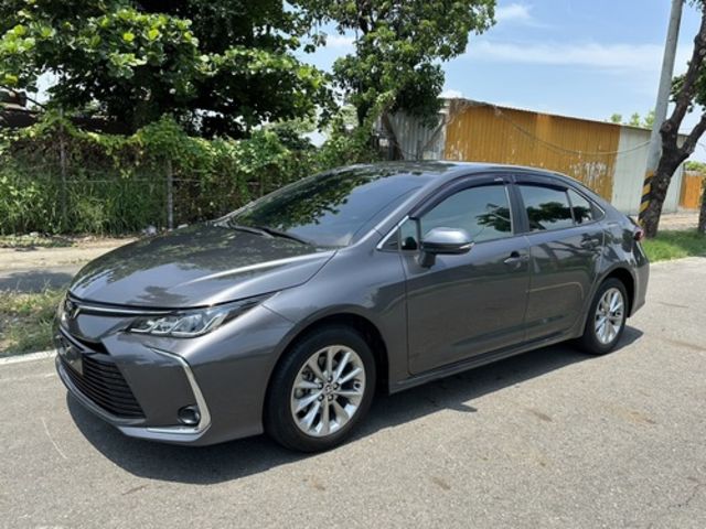 TOYOTA豐田 ALTIS  第1張相片