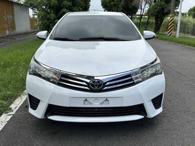 TOYOTA豐田 ALTIS  第3張相片