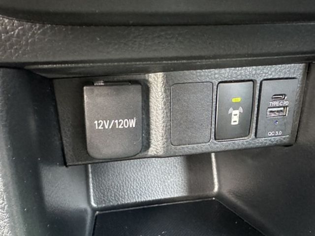 TOYOTA豐田 ALTIS  第7張相片