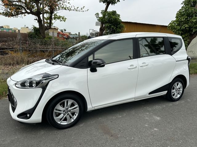 TOYOTA豐田 SIENTA  第2張相片