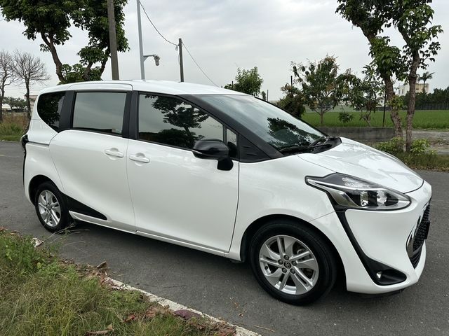 TOYOTA豐田 SIENTA  第3張相片