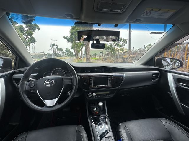 TOYOTA豐田 ALTIS  第6張相片
