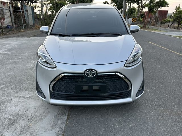 TOYOTA豐田 SIENTA  第3張相片