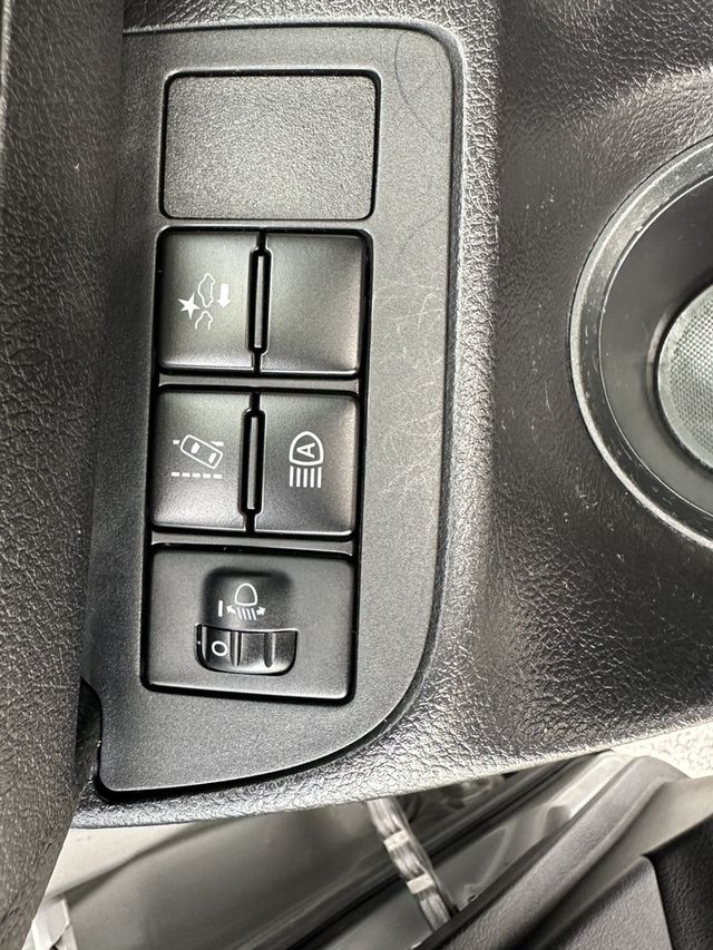 TOYOTA豐田 SIENTA  第9張相片