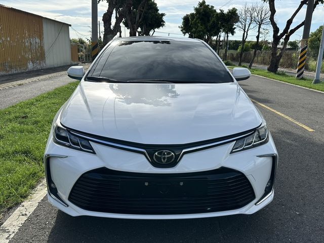 TOYOTA豐田 ALTIS  第3張相片