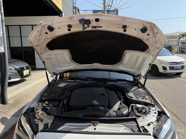 M-BENZ賓士 C200  第6張相片