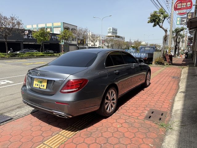 M-BENZ賓士 E250  第2張相片